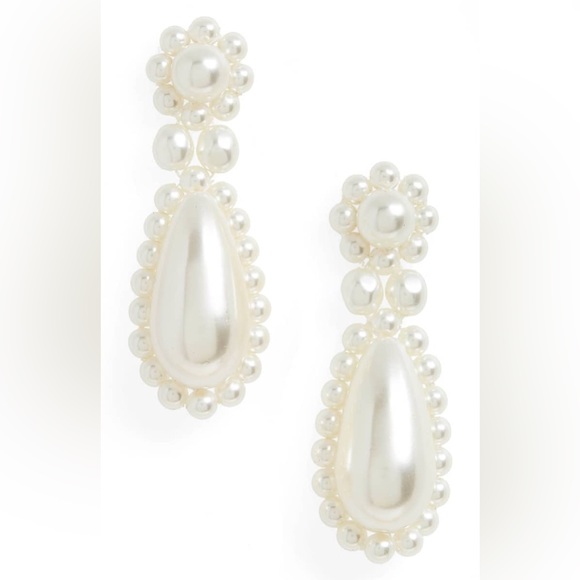 SIMONE ROCHA
Imitation Pearl Drop Earrings - Picture 3 of 5